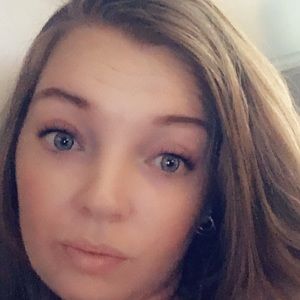 Meet your Posher, Carrie